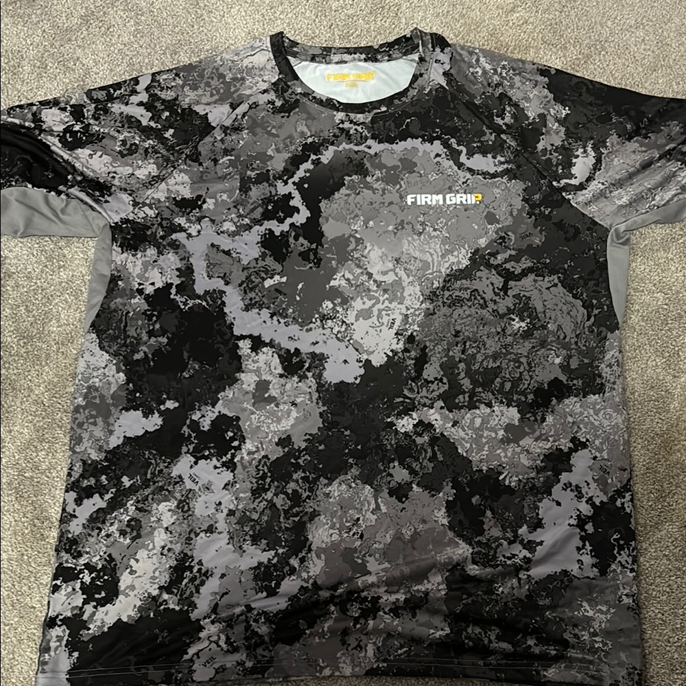 Men's Black and Gray Camouflage Shirt